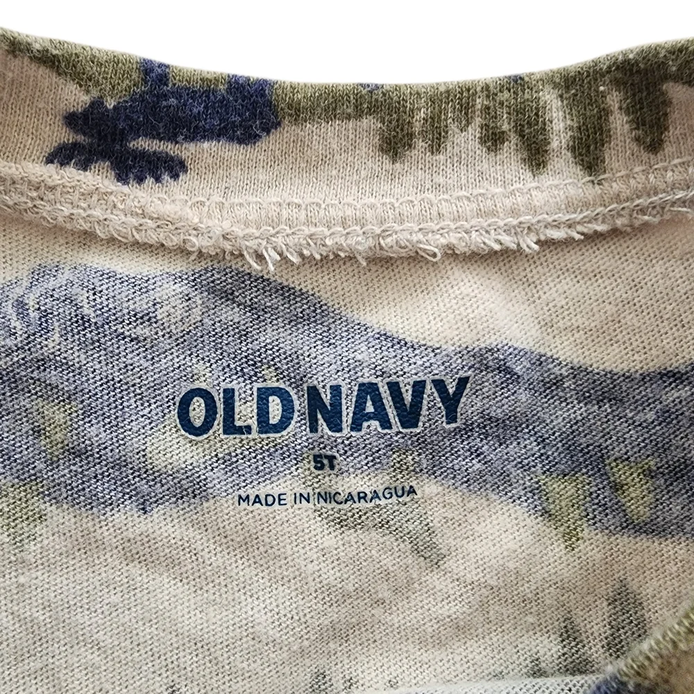 Boys Old Navy Long Sleeve Bundle | Nature & Striped Tees - Size 5T
